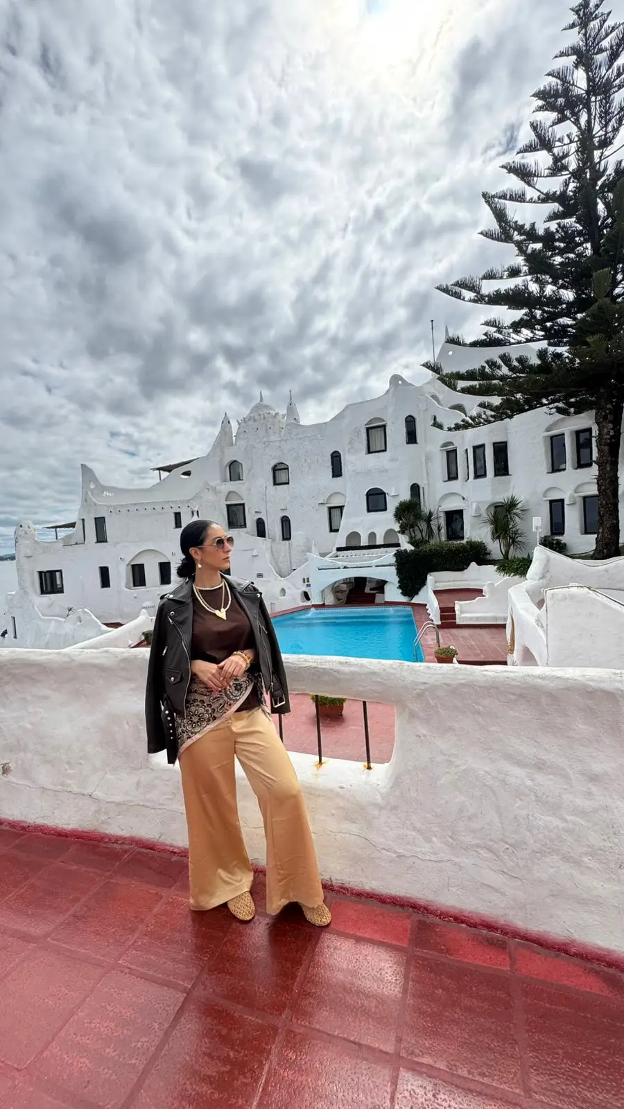 listing-details-carousel