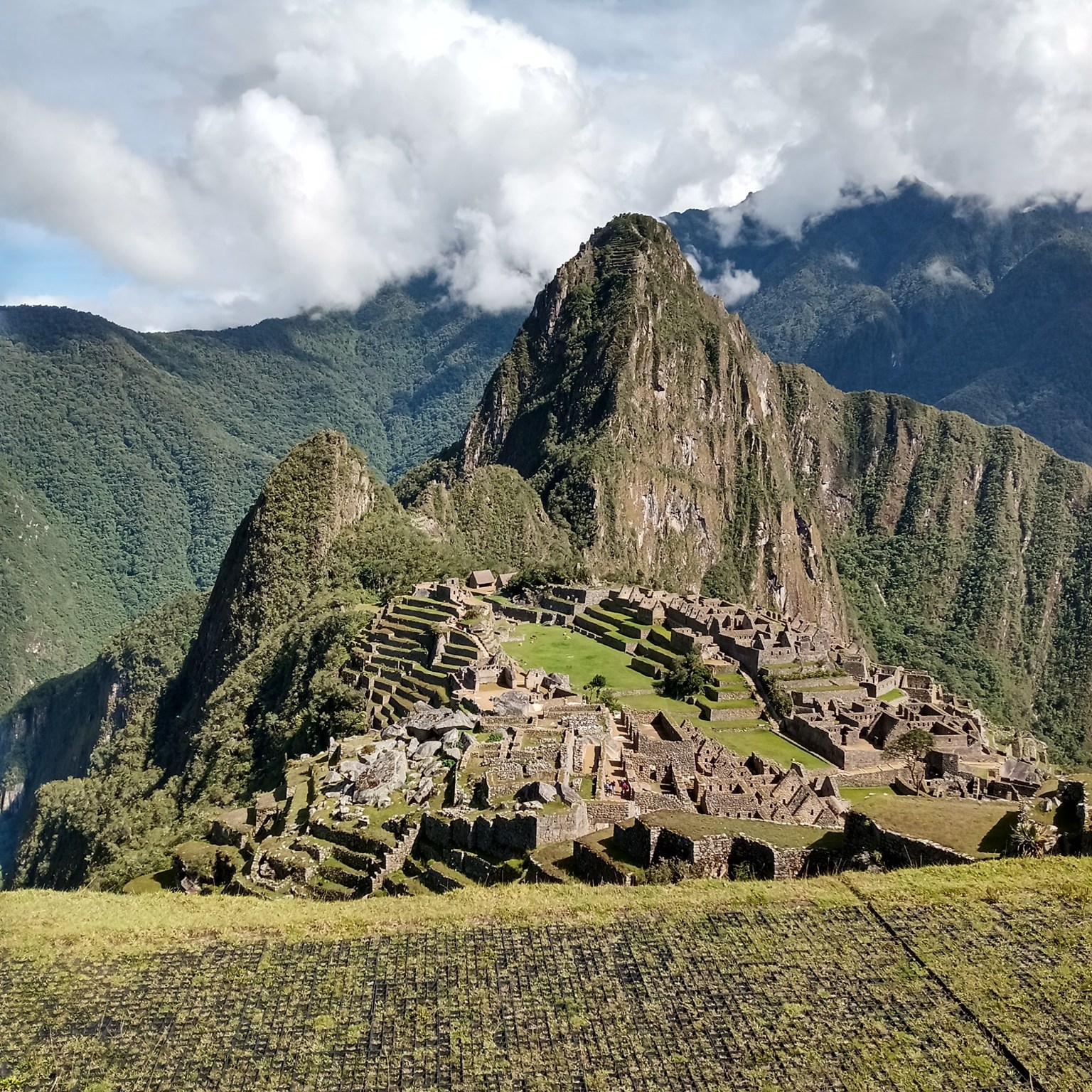 listing-details-carousel