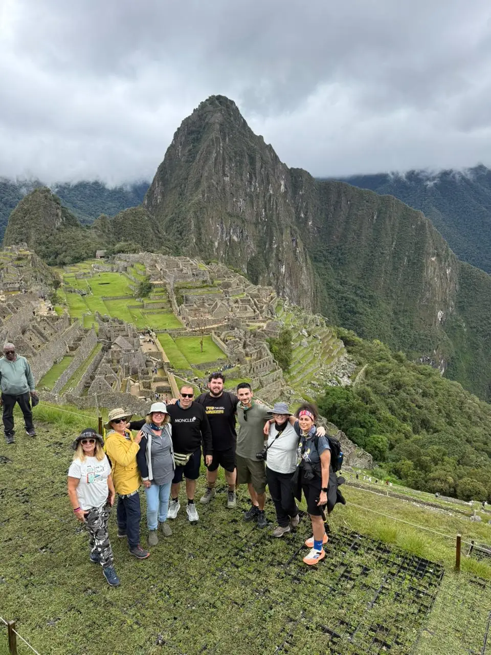 listing-details-carousel